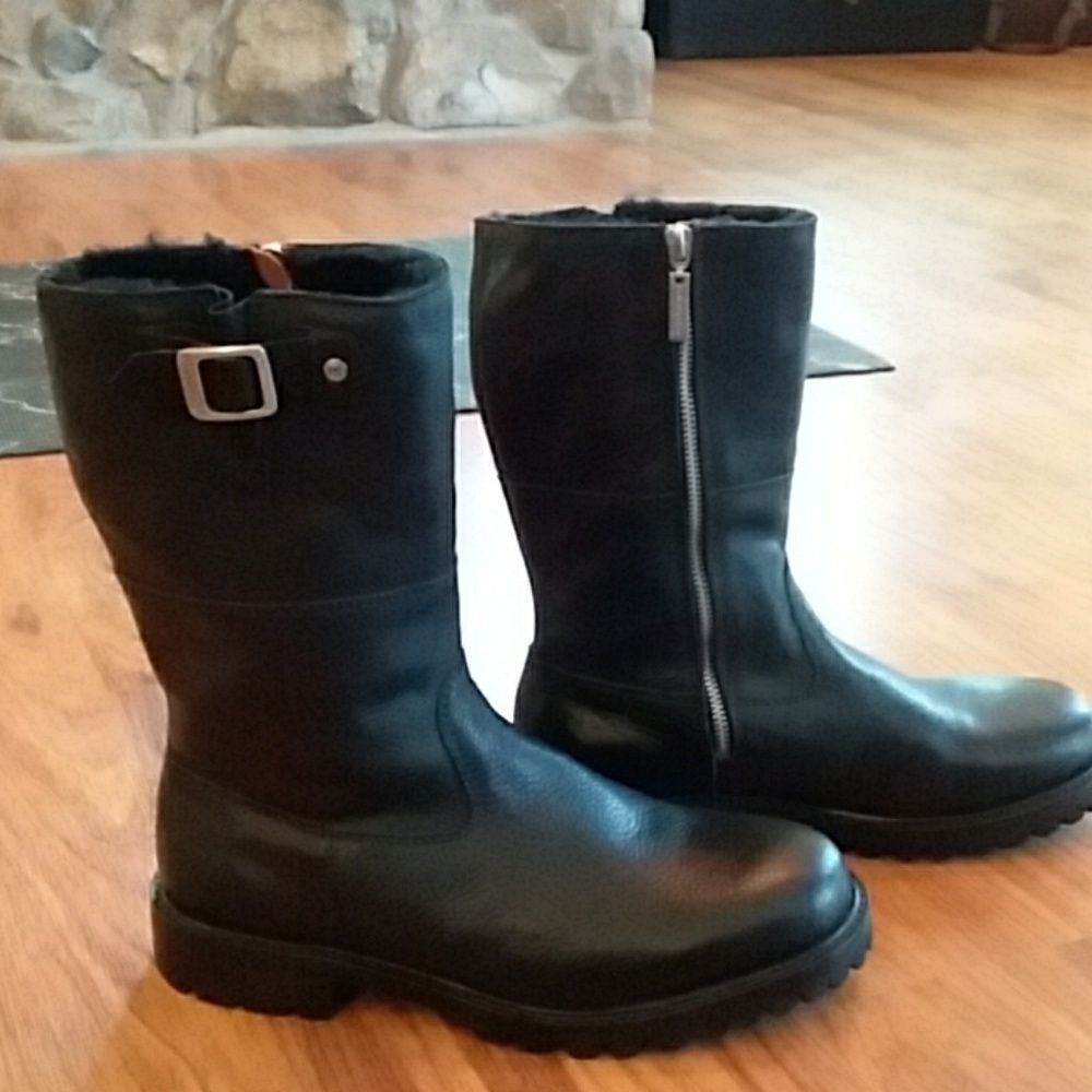 Hunter Boots NWOB Black, Shearling Lined